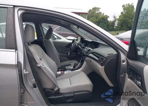 2016 Honda Accord Lx z USA, uszkodzony, nr VIN 1HGCR2F3XGA067839